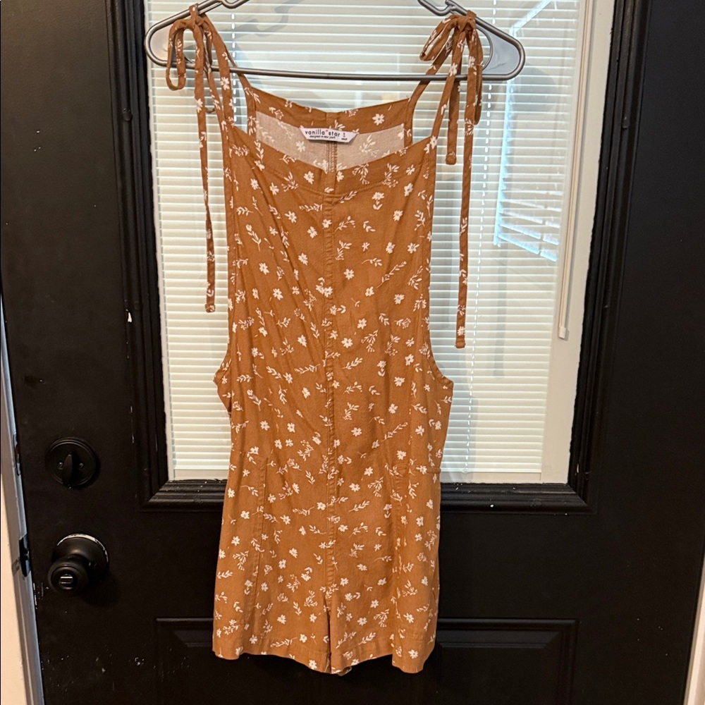 Vanilla Star Brown Floral Top